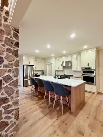 1863 Lake Louisa Loop Monteagle TN 37356