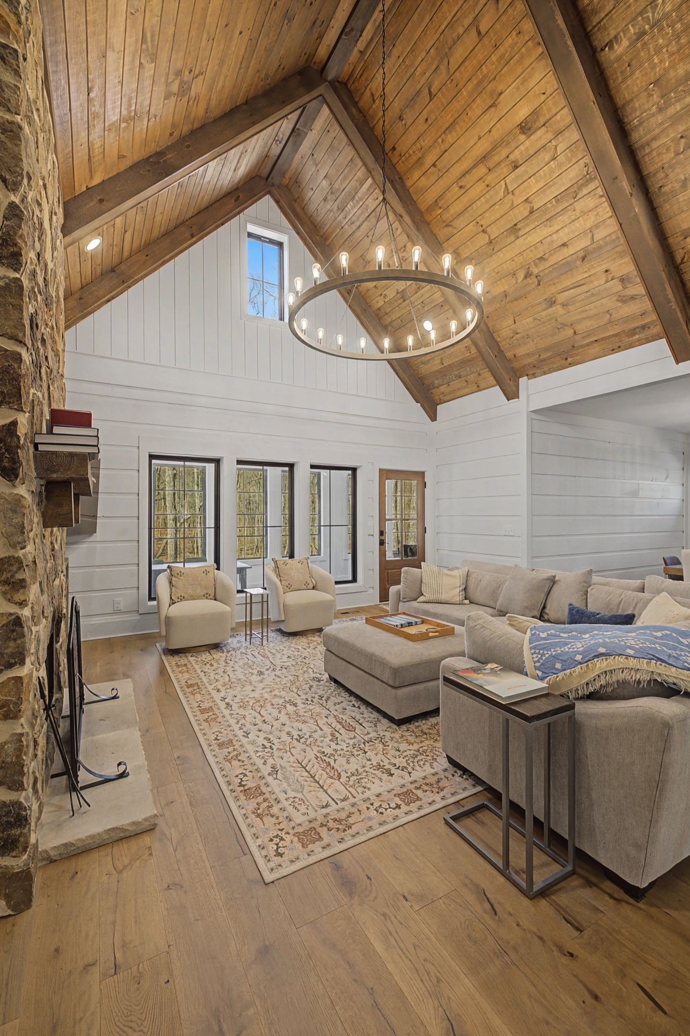 1863 Lake Louisa Loop Monteagle TN 37356