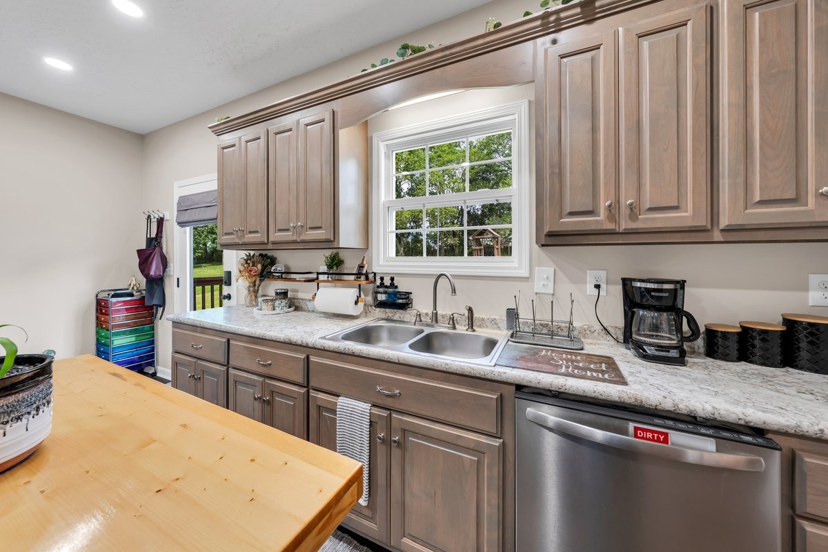 70 Crestview Drive Winchester TN 37398
