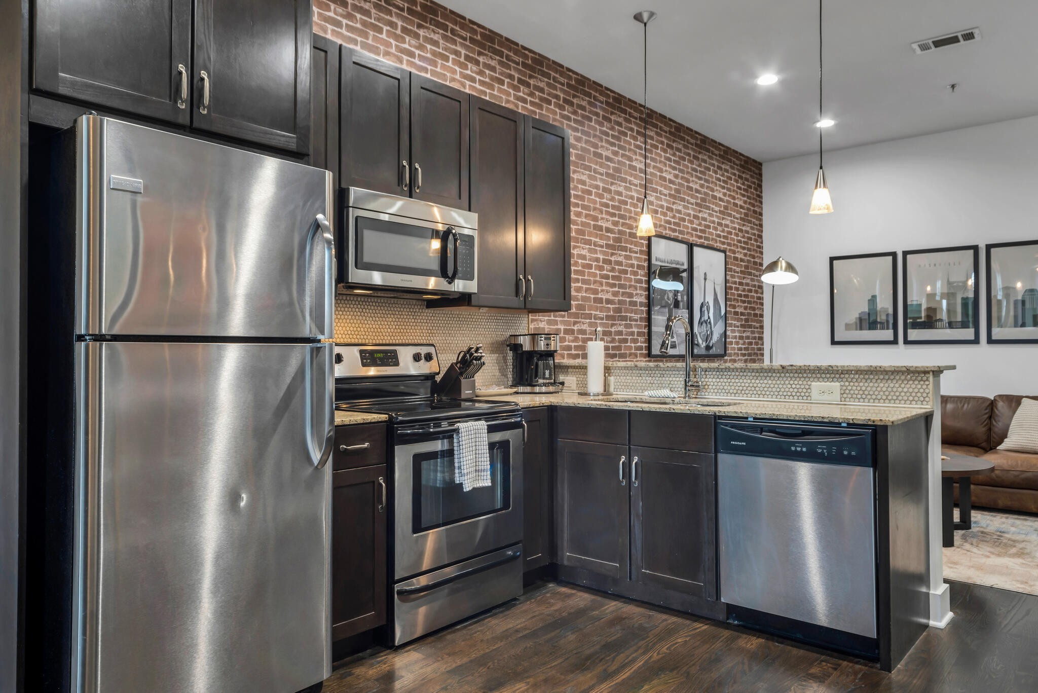 210 30th Ave, N Nashville TN 37203