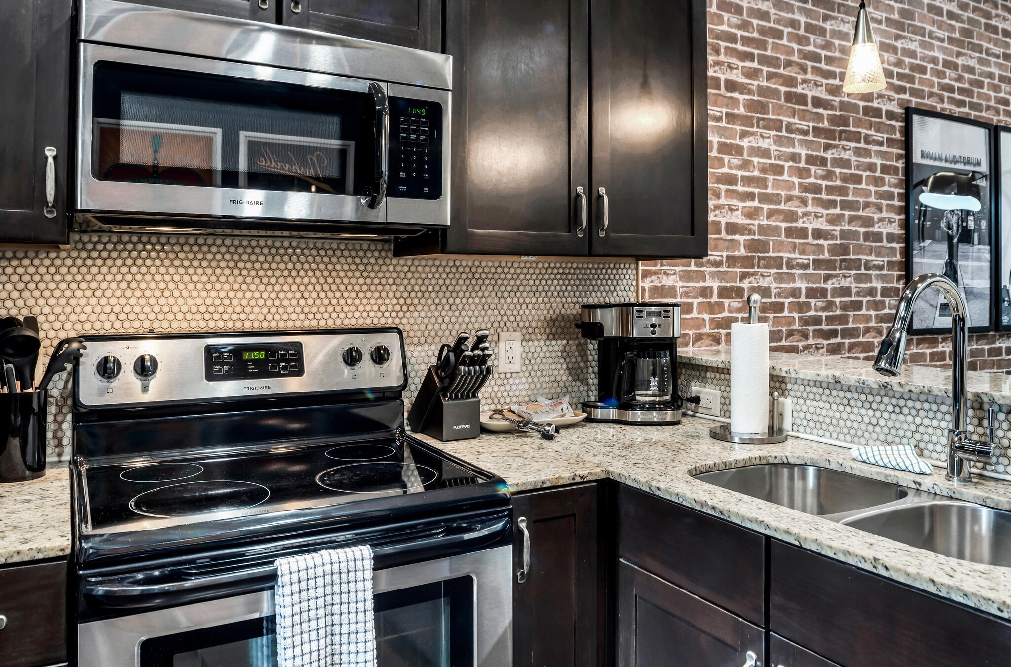 210 30th Ave, N Nashville TN 37203