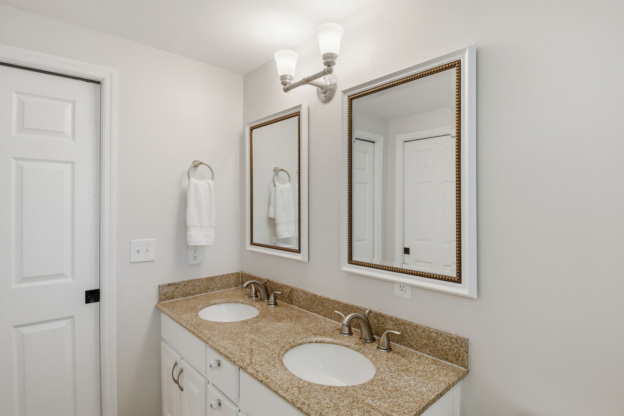 216 Pebble Glen Drive Franklin TN 37064