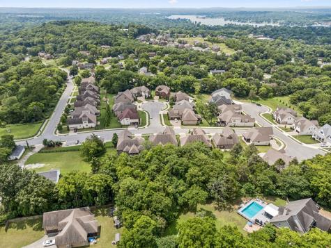 414 W Archer Way Hendersonville TN 37075