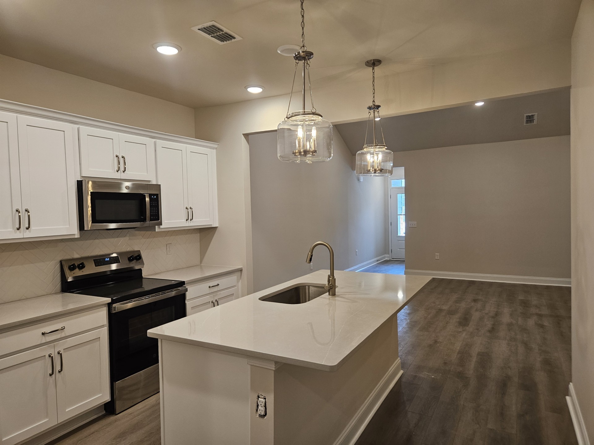 403 W Stonehaus Crossing Antioch TN 37013