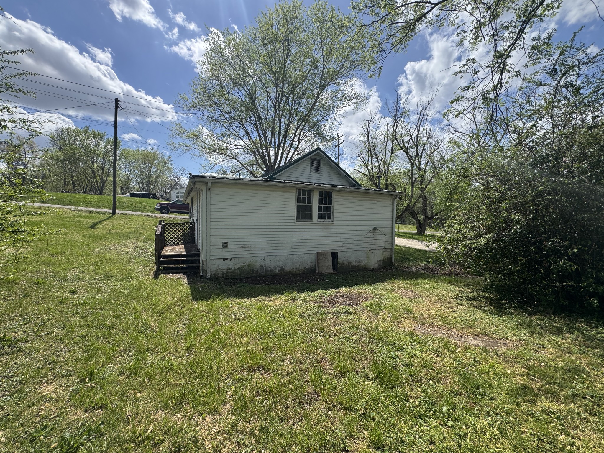 501 W Chestnut Street Dickson TN 37055