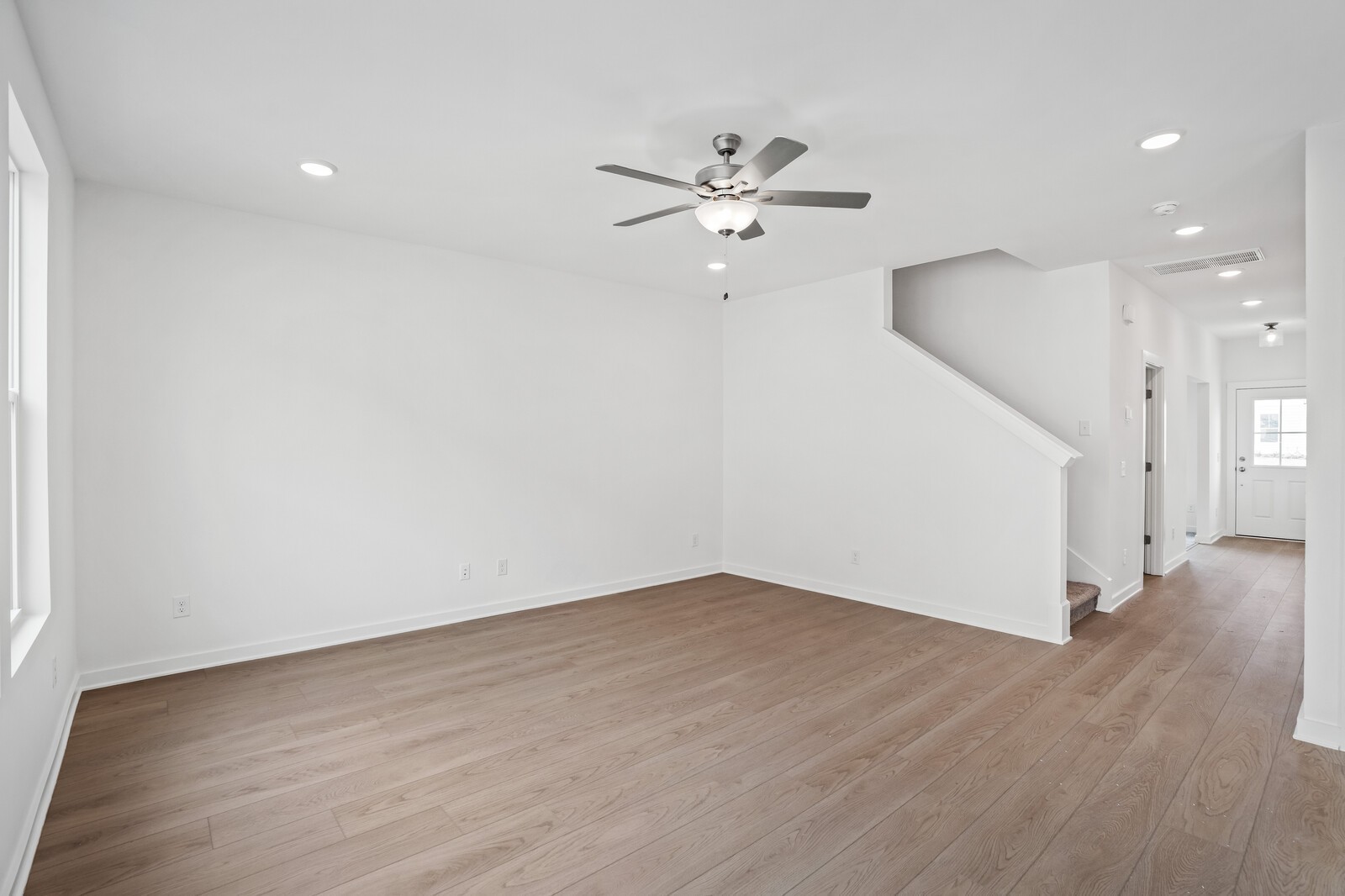 8004 Netterfield Drive White House TN 37188