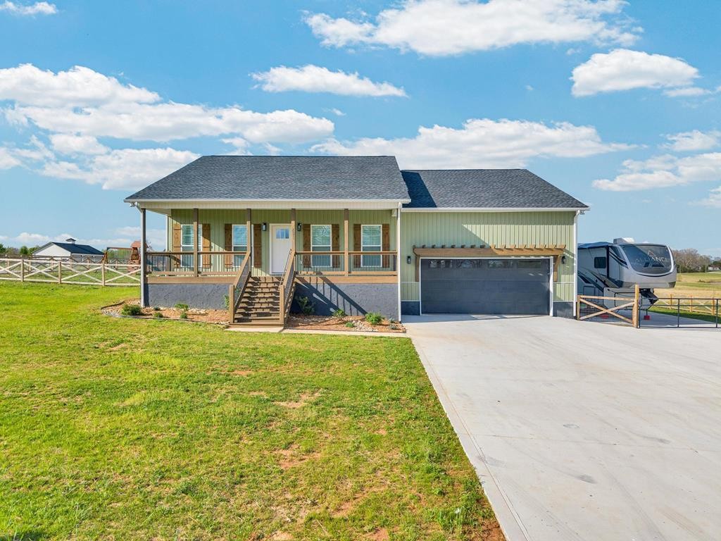 2571 Wildcat Road Sparta TN 38583
