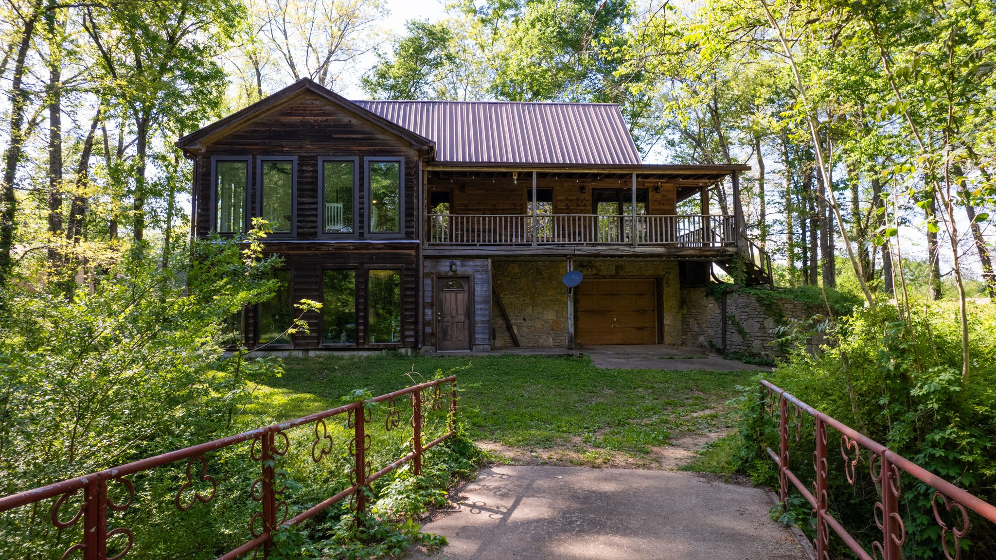 9695 Hartsville Pike Lebanon TN 37087