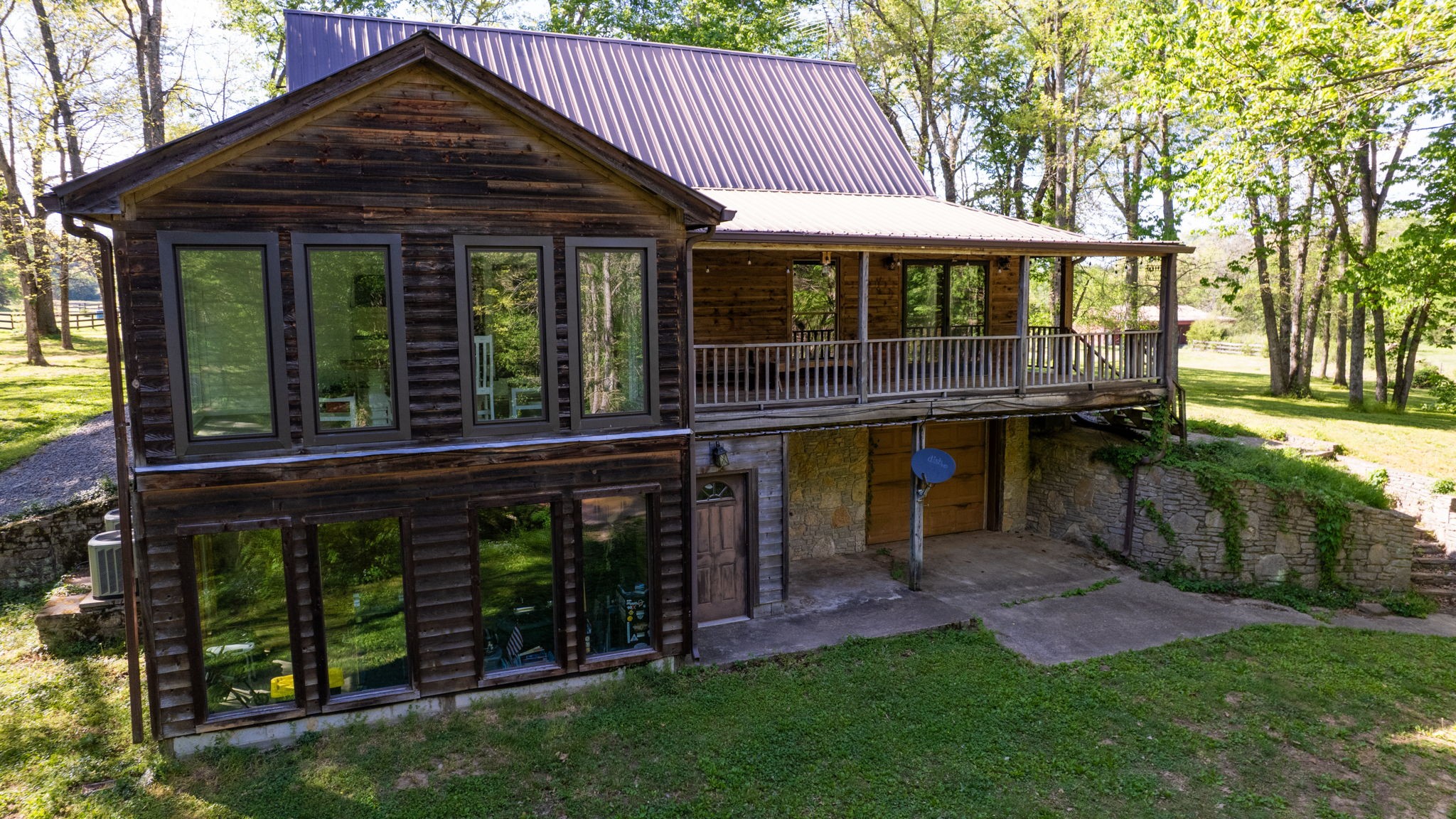 9695 Hartsville Pike Lebanon TN 37087
