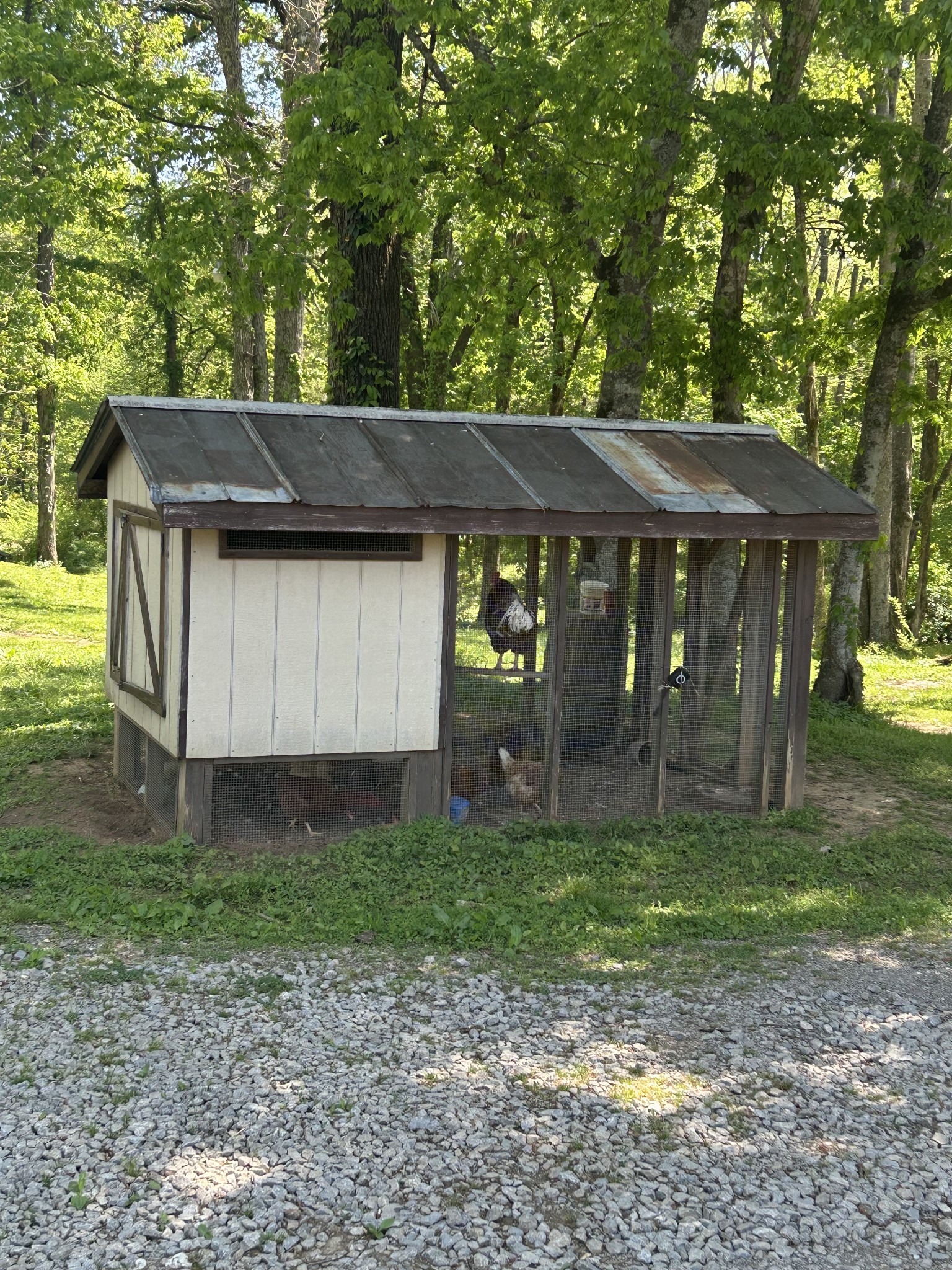 9695 Hartsville Pike Lebanon TN 37087