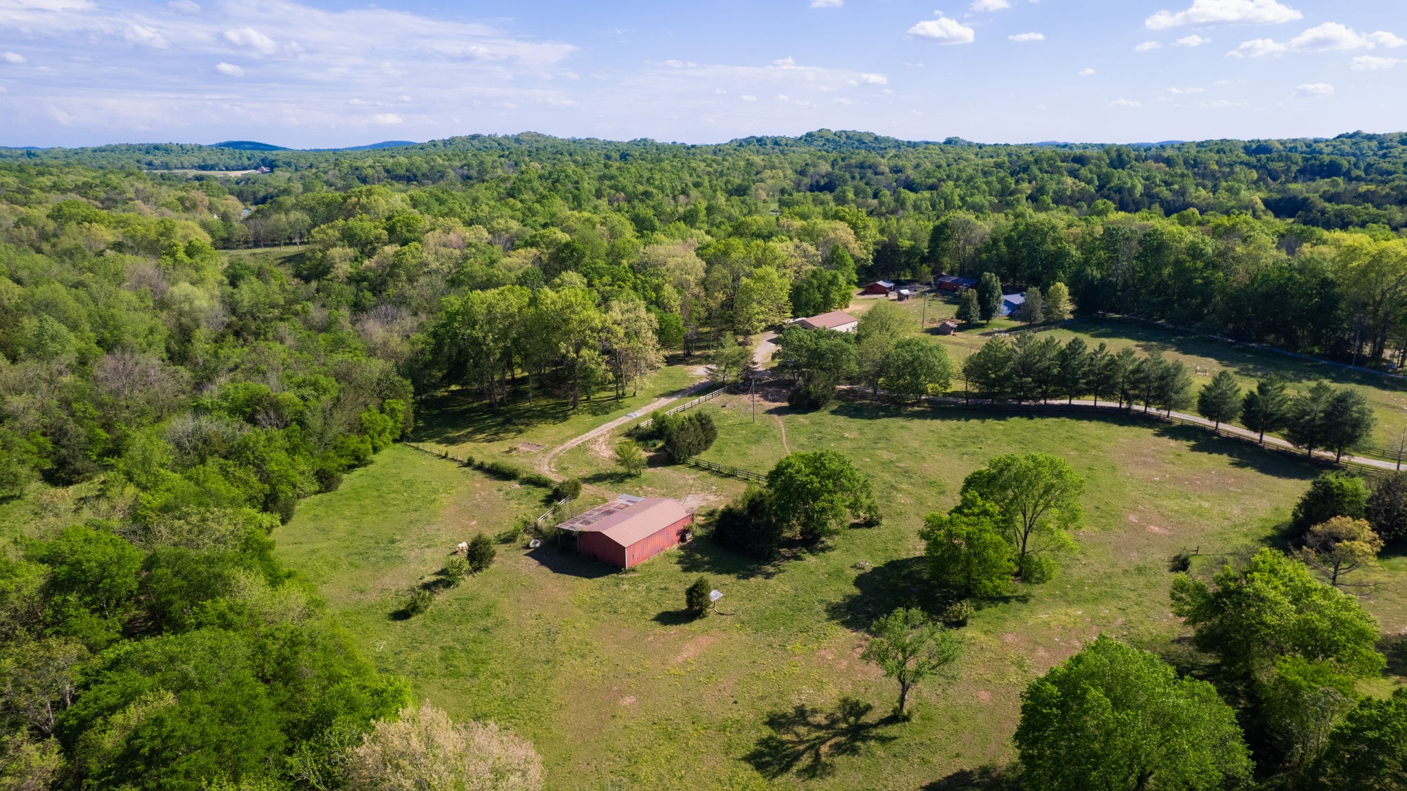 9695 Hartsville Pike Lebanon TN 37087