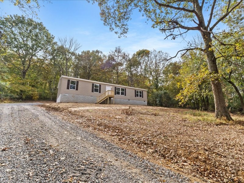 424 Hiwassee Road Lebanon TN 37087
