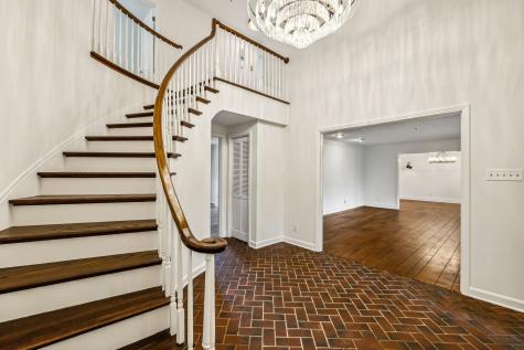 2428 Hidden Lake Circle Columbia TN 38401