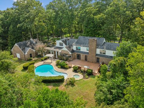 2428 Hidden Lake Circle Columbia TN 38401