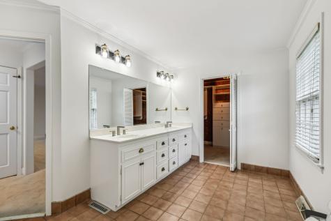 2428 Hidden Lake Circle Columbia TN 38401