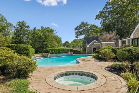 2428 Hidden Lake Circle Columbia TN 38401