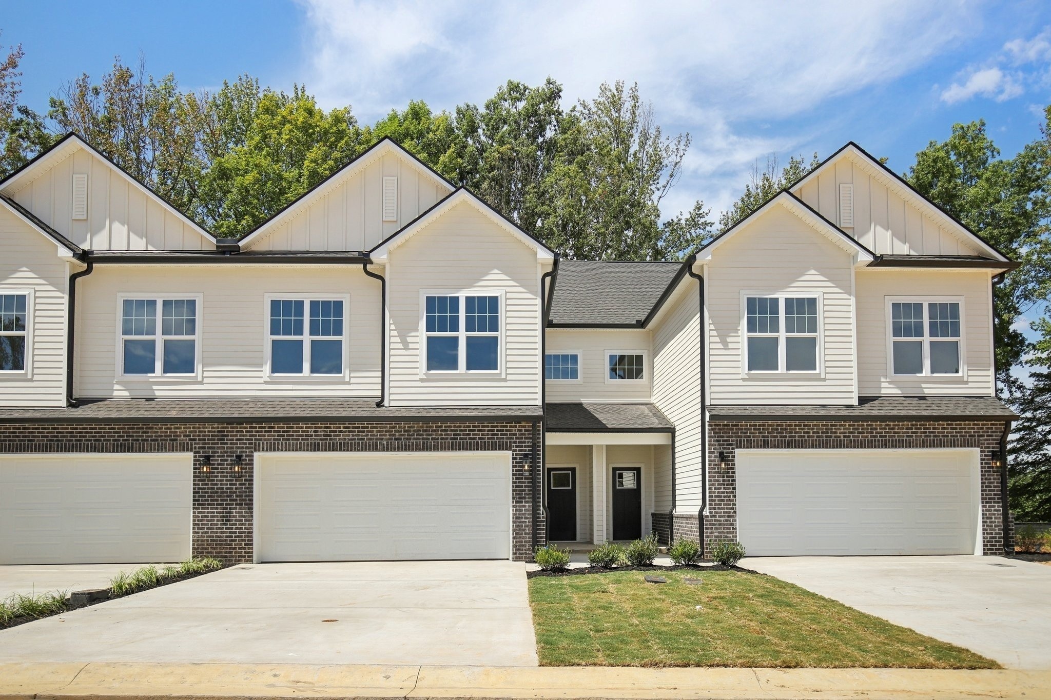 1058 Stagecoach Drive White House TN 37188