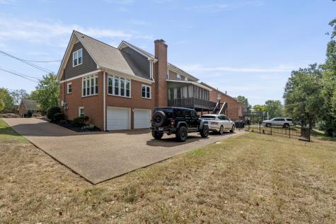 108 Ballentrae Court Hendersonville TN 37075