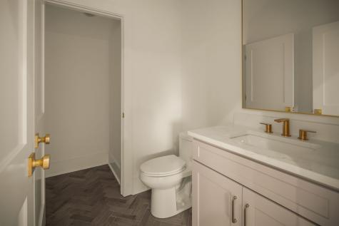 136A 39th Ave, N Nashville TN 37209