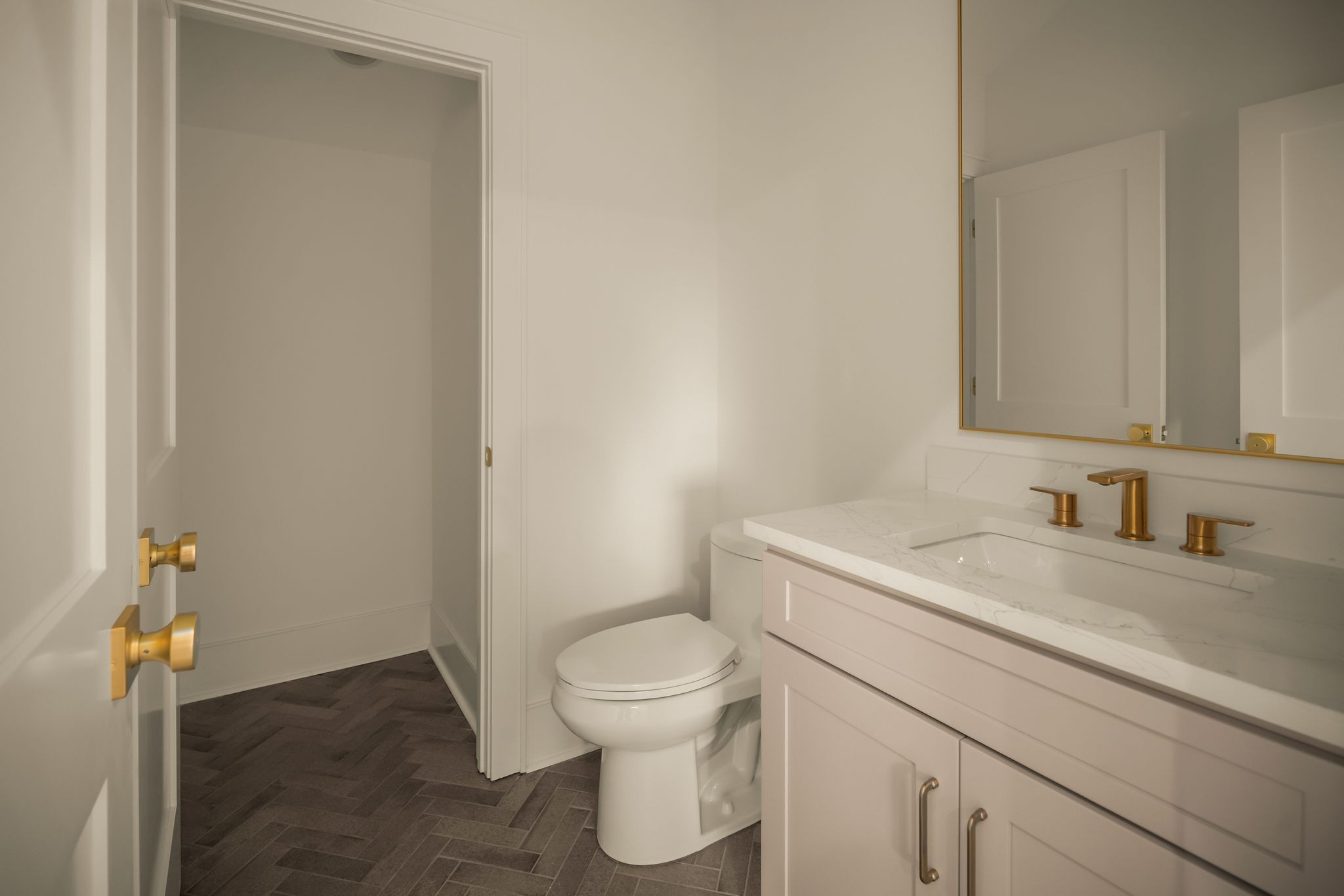 136A 39th Ave, N Nashville TN 37209