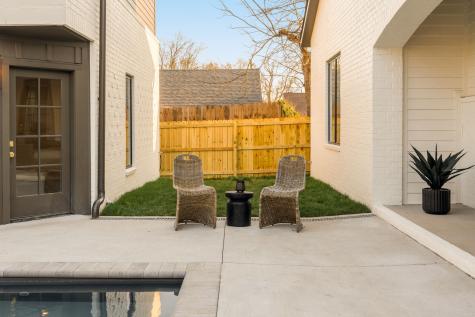 136A 39th Ave, N Nashville TN 37209