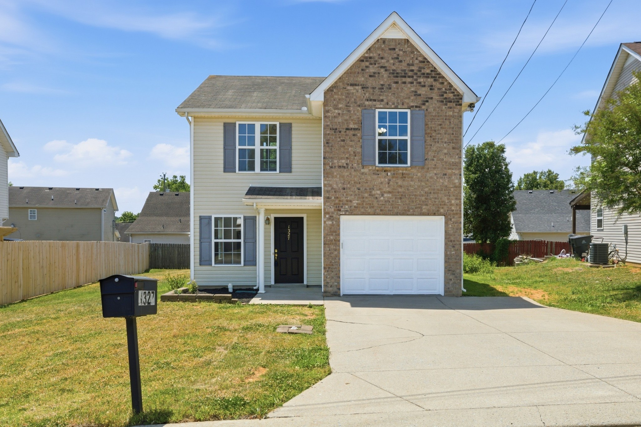 1327 Tonya Drive La Vergne TN 37086