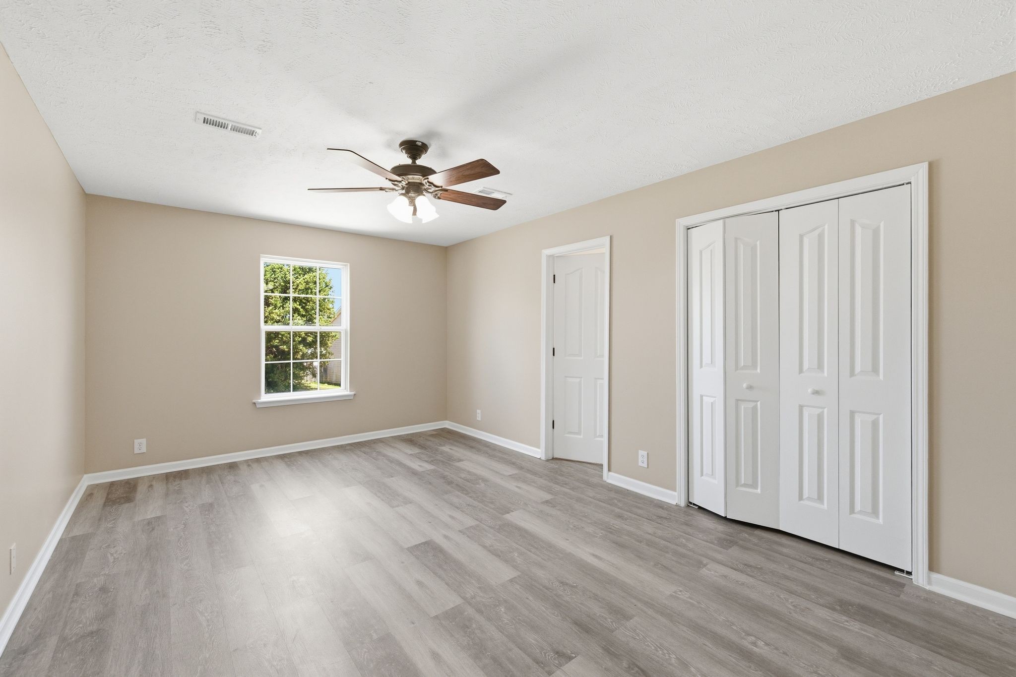 1327 Tonya Drive La Vergne TN 37086