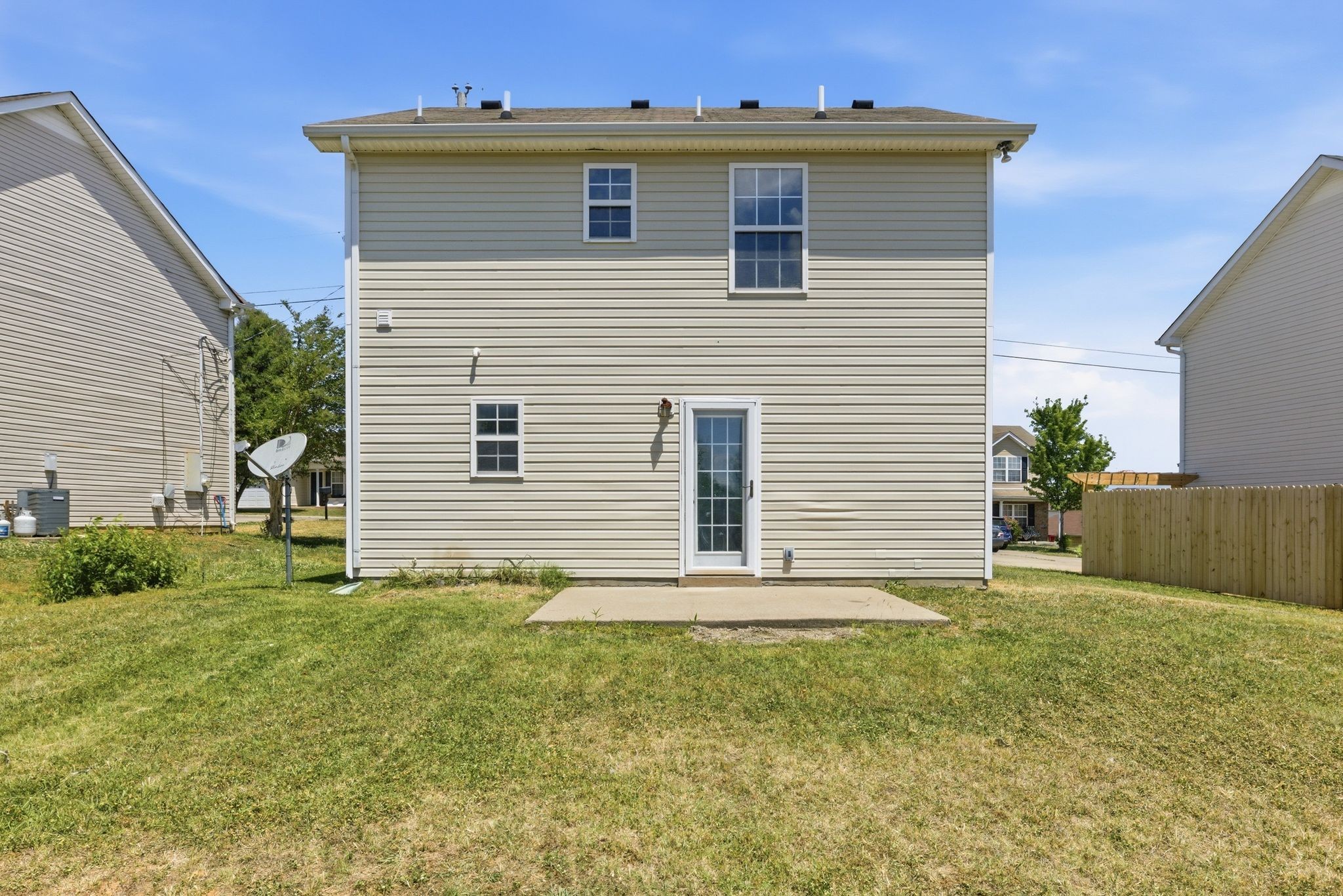 1327 Tonya Drive La Vergne TN 37086