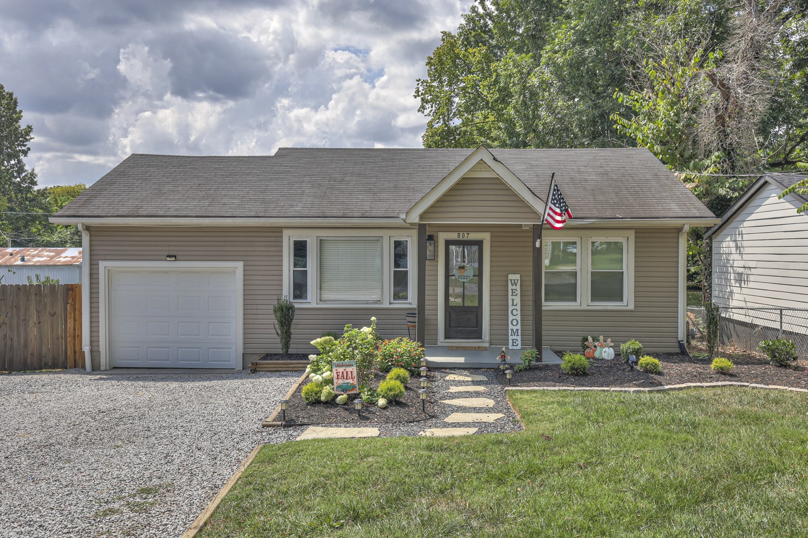 807 Brown Street Columbia TN 38401