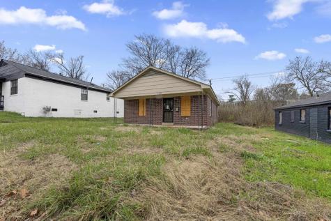 1656 Barton Street Memphis TN 38106