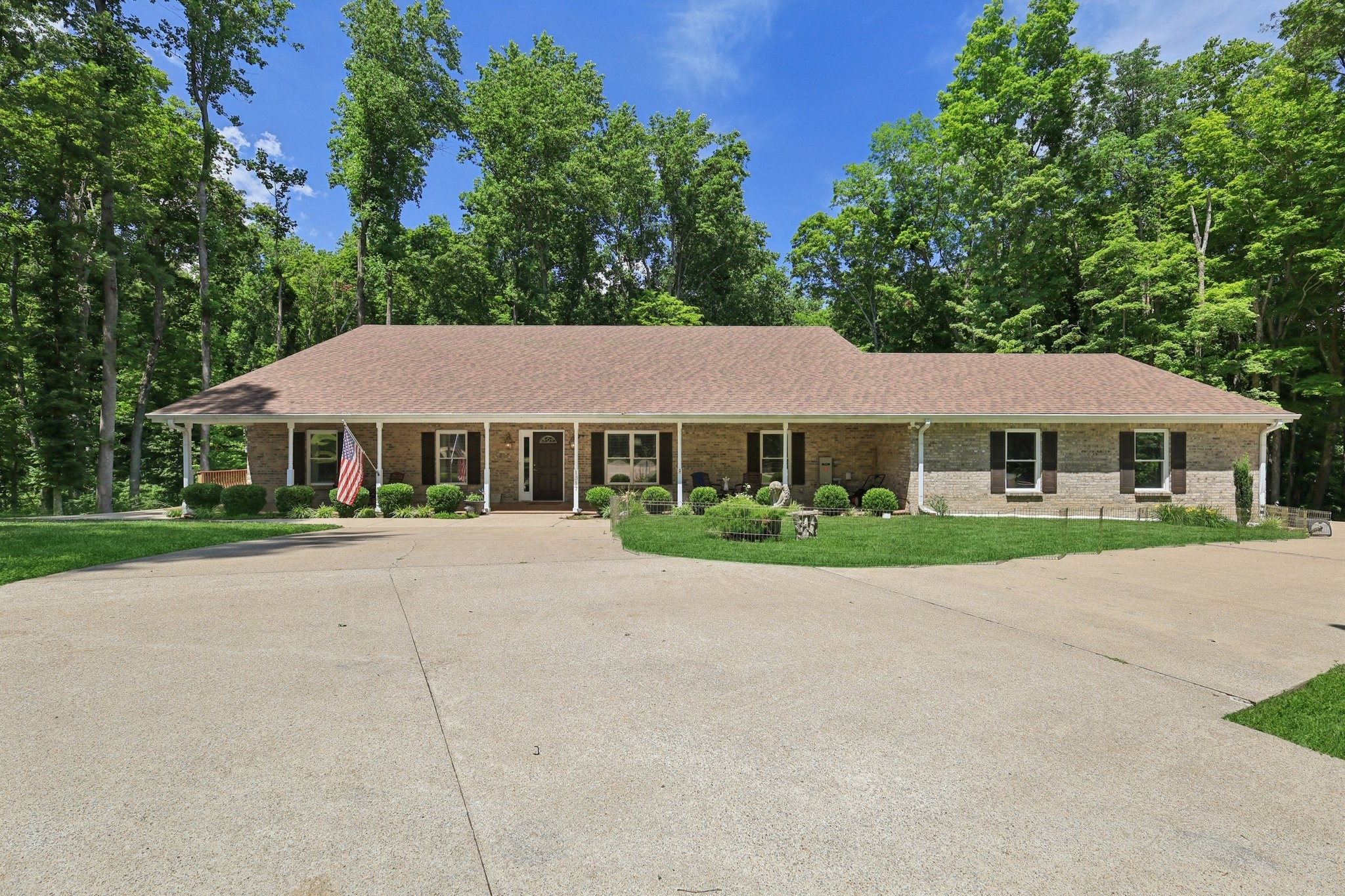 1319 Garrettsburg Road Clarksville TN 37042