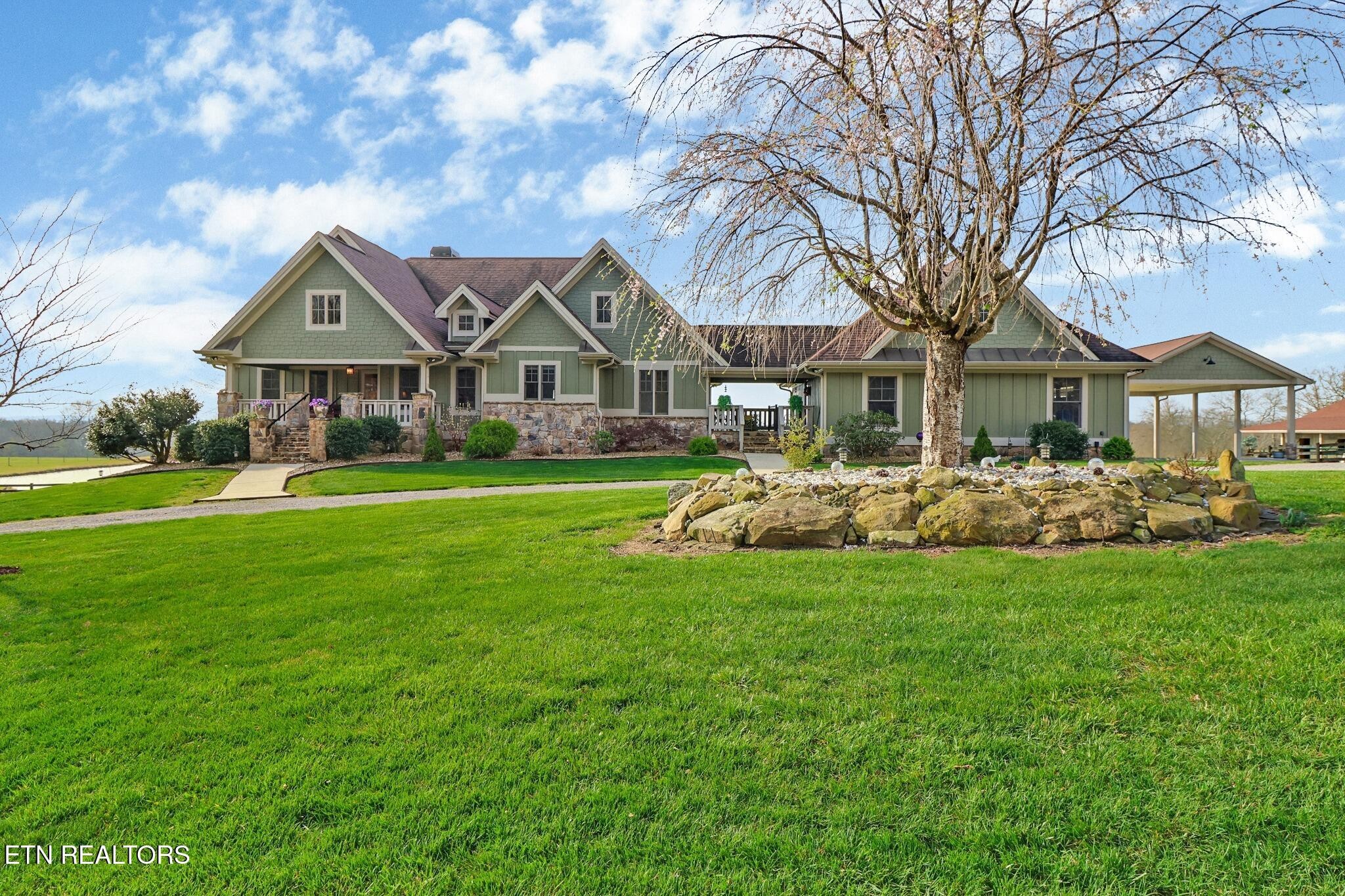 1201 Bridle Trail Spencer TN 38585