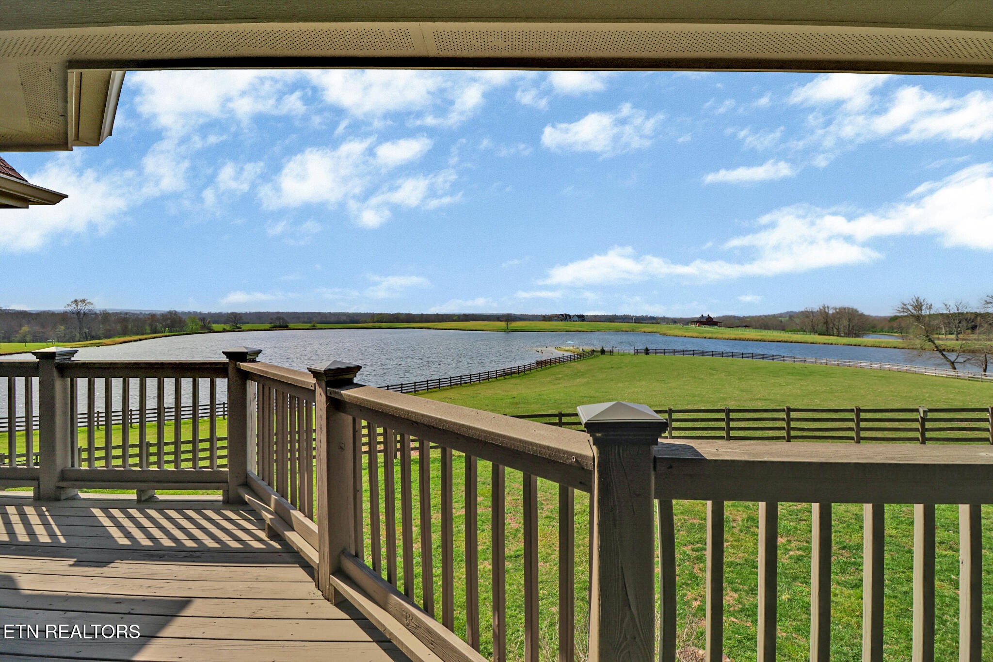 1201 Bridle Trail Spencer TN 38585