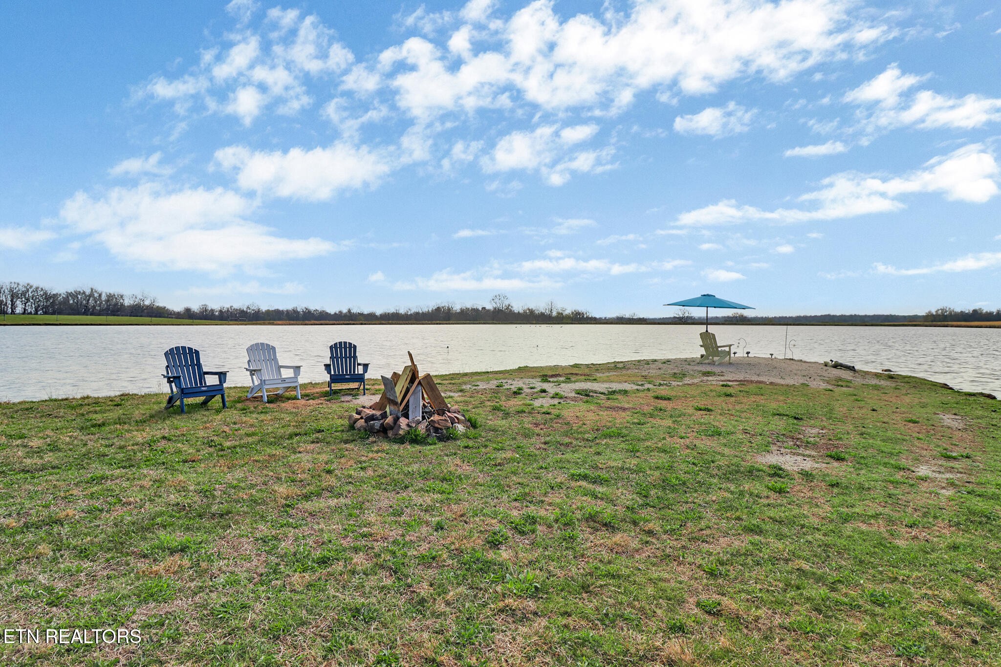 1201 Bridle Trail Spencer TN 38585
