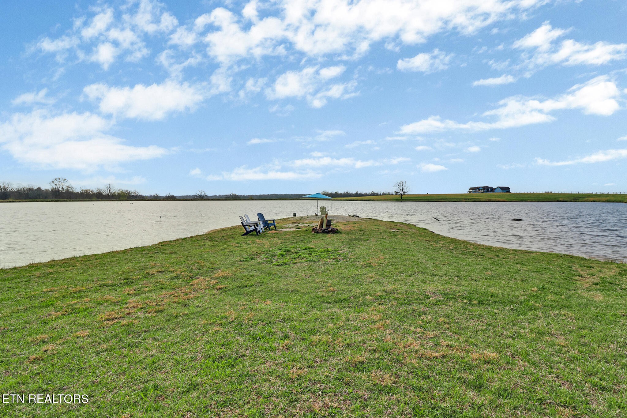 1201 Bridle Trail Spencer TN 38585