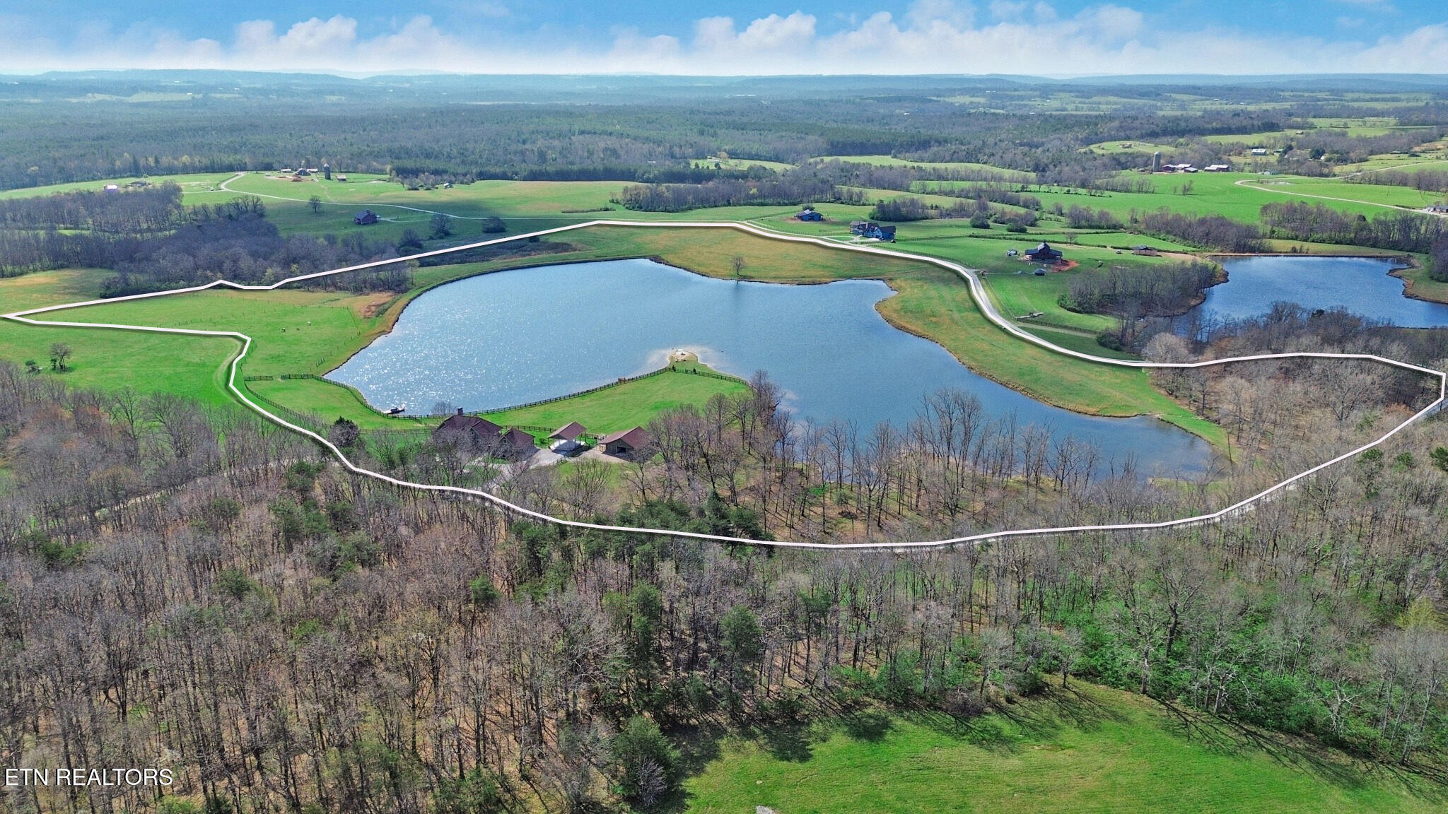 1201 Bridle Trail Spencer TN 38585