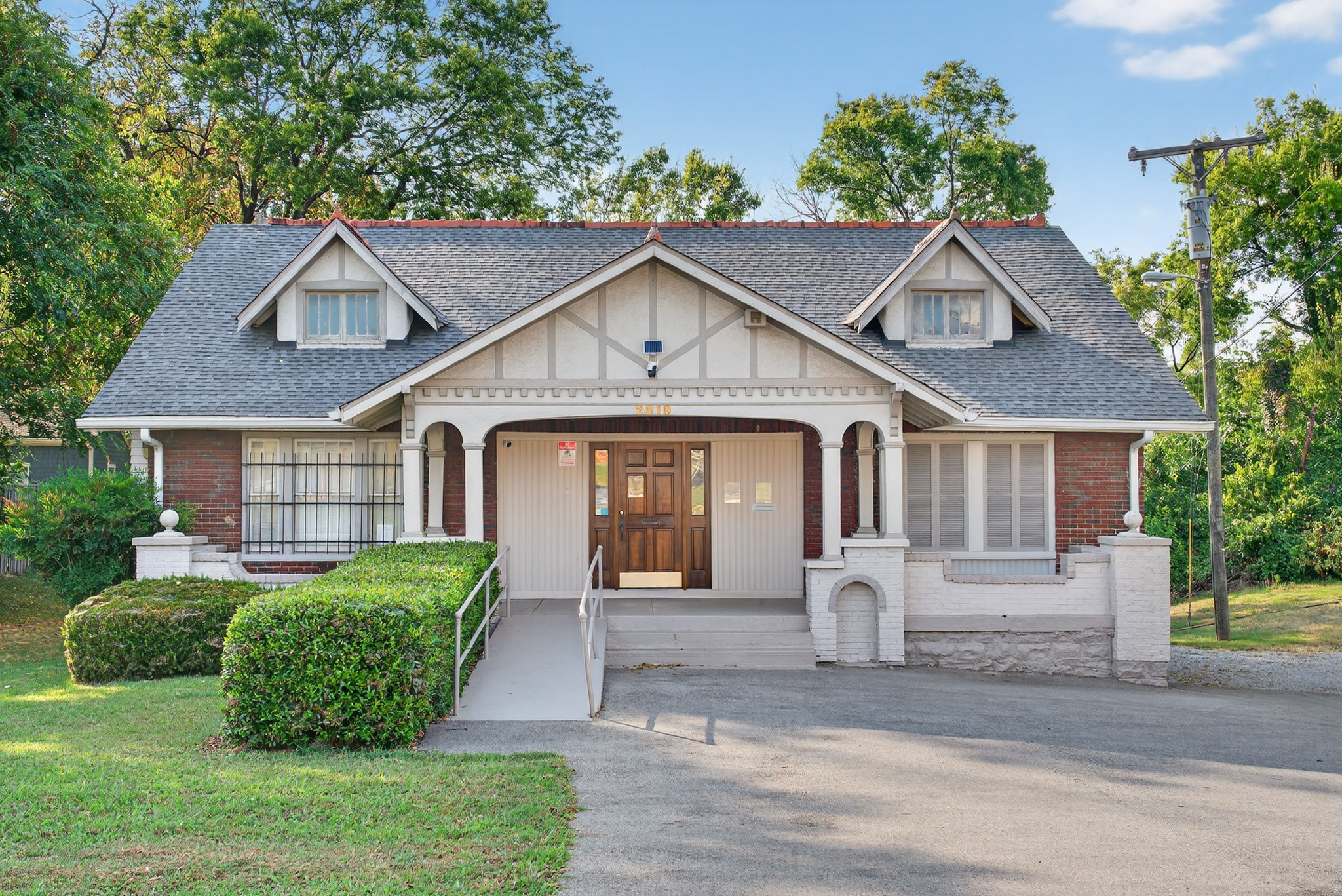 2819 Gallatin Pike Nashville TN 37216
