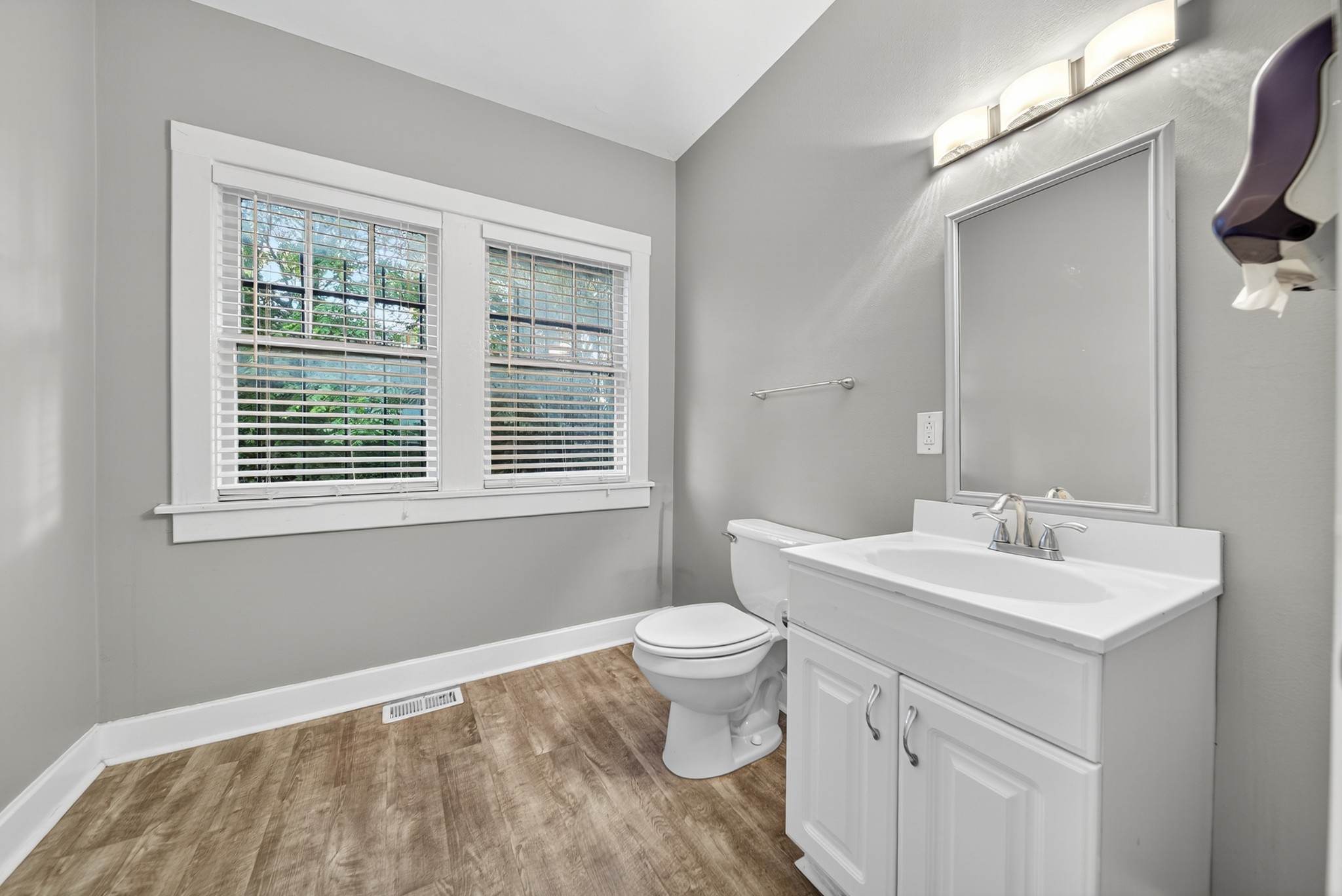 2819 Gallatin Pike Nashville TN 37216