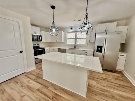 220 Friendship Hollow Road, S Pleasant Shade TN 37145