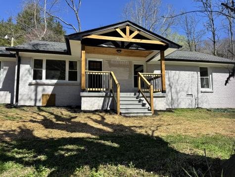 220 Friendship Hollow Road, S Pleasant Shade TN 37145