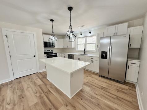 220 Friendship Hollow Road, S Pleasant Shade TN 37145