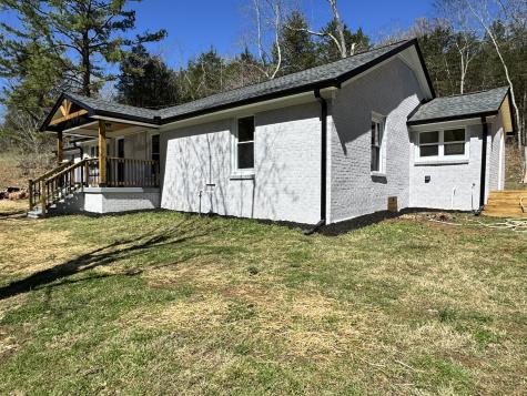 220 Friendship Hollow Road, S Pleasant Shade TN 37145
