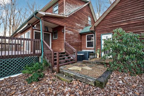 1011 Low Gap Road Sparta TN 38583