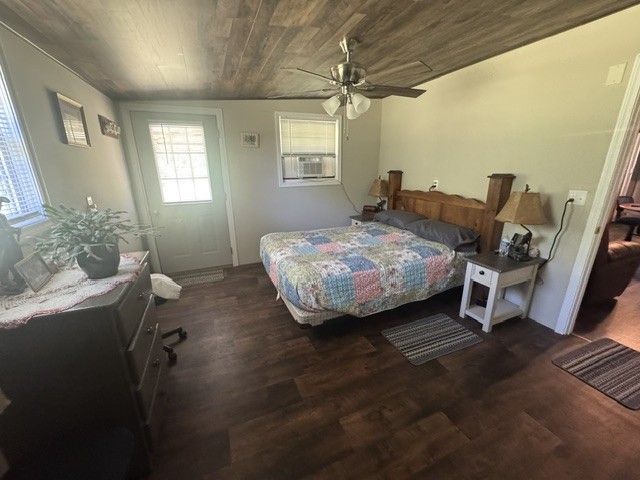 149 Horseshoe Bend Linden TN 37096