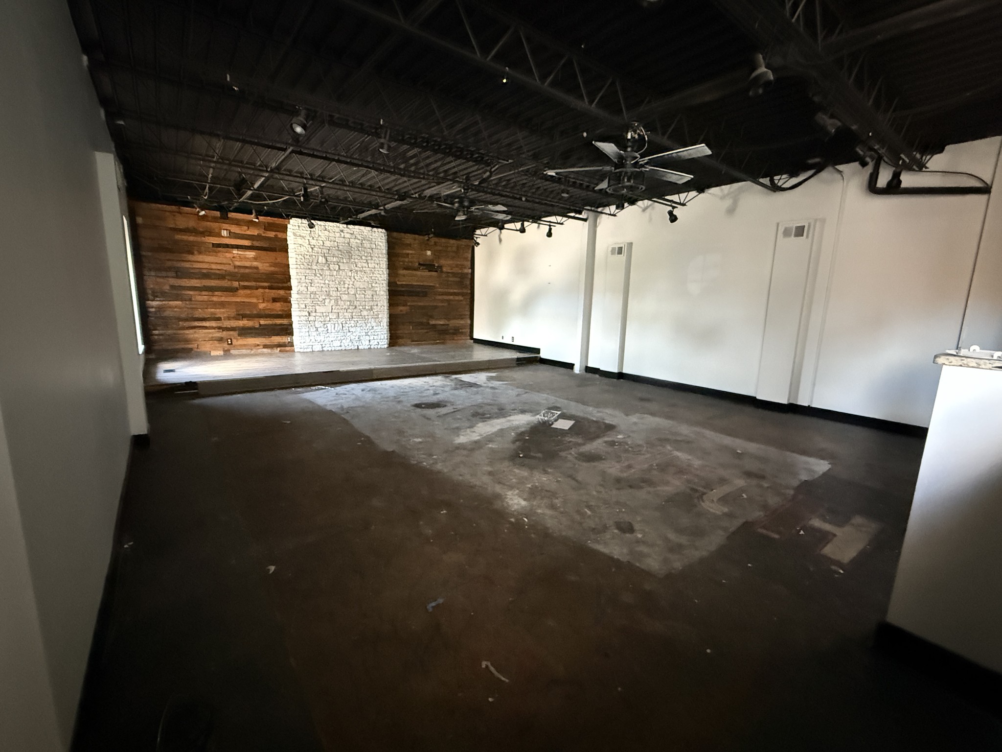 711 Hill Avenue Nashville TN 37210