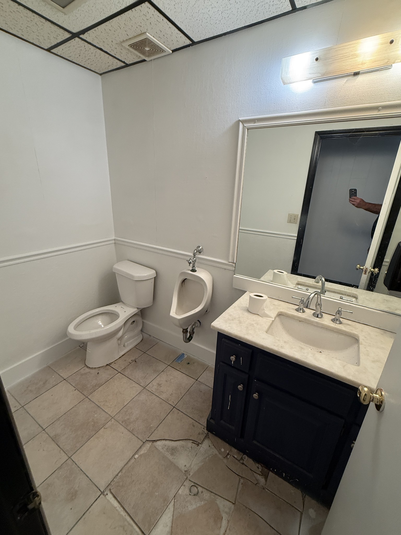 711 Hill Avenue Nashville TN 37210