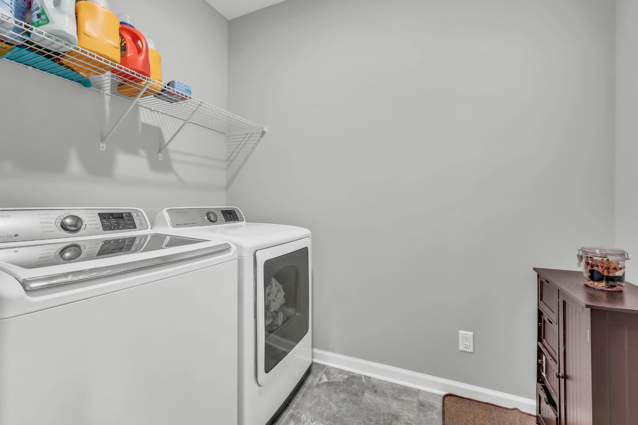 1783 Oak Forest Drive Clarksville TN 37043