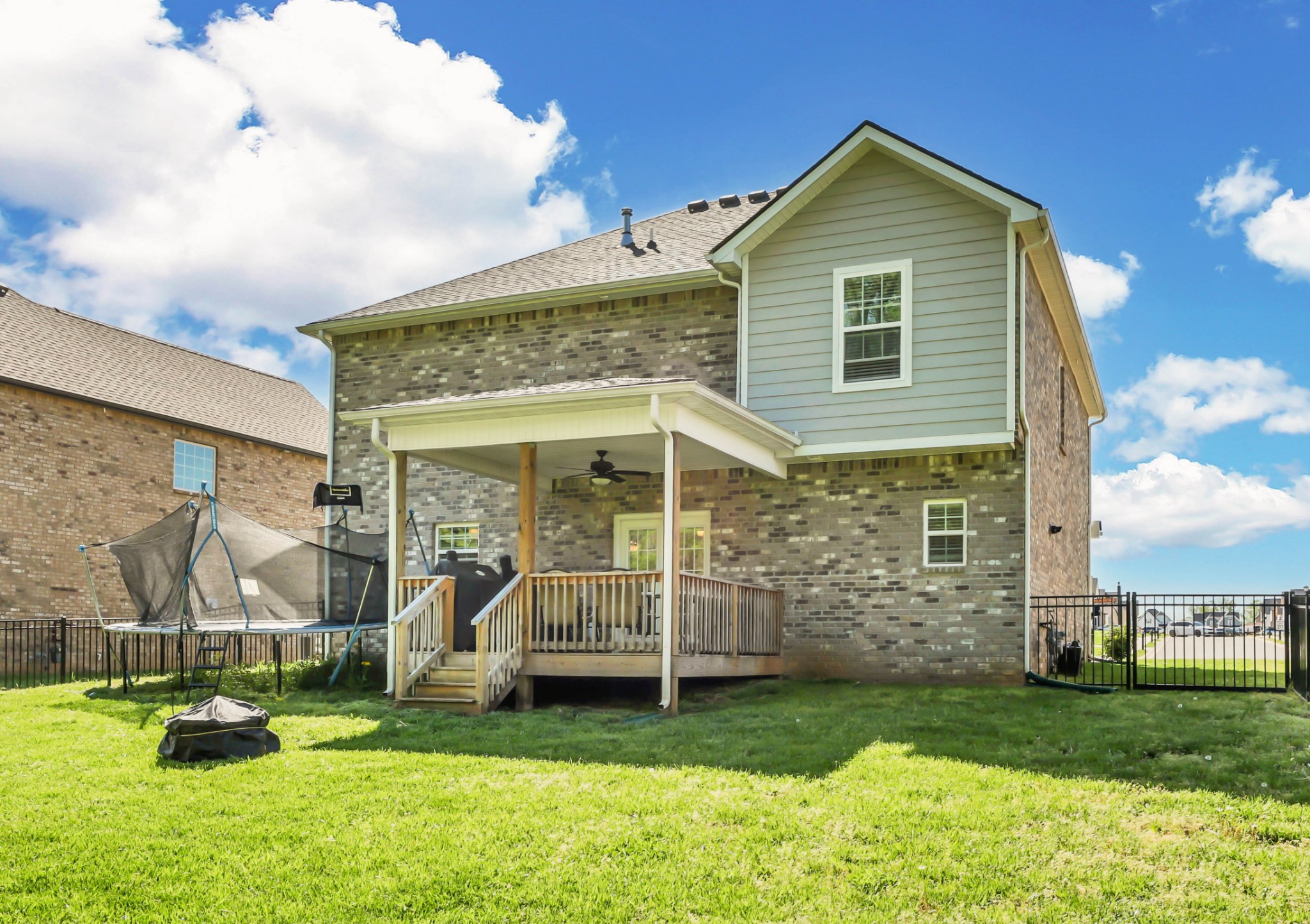1783 Oak Forest Drive Clarksville TN 37043