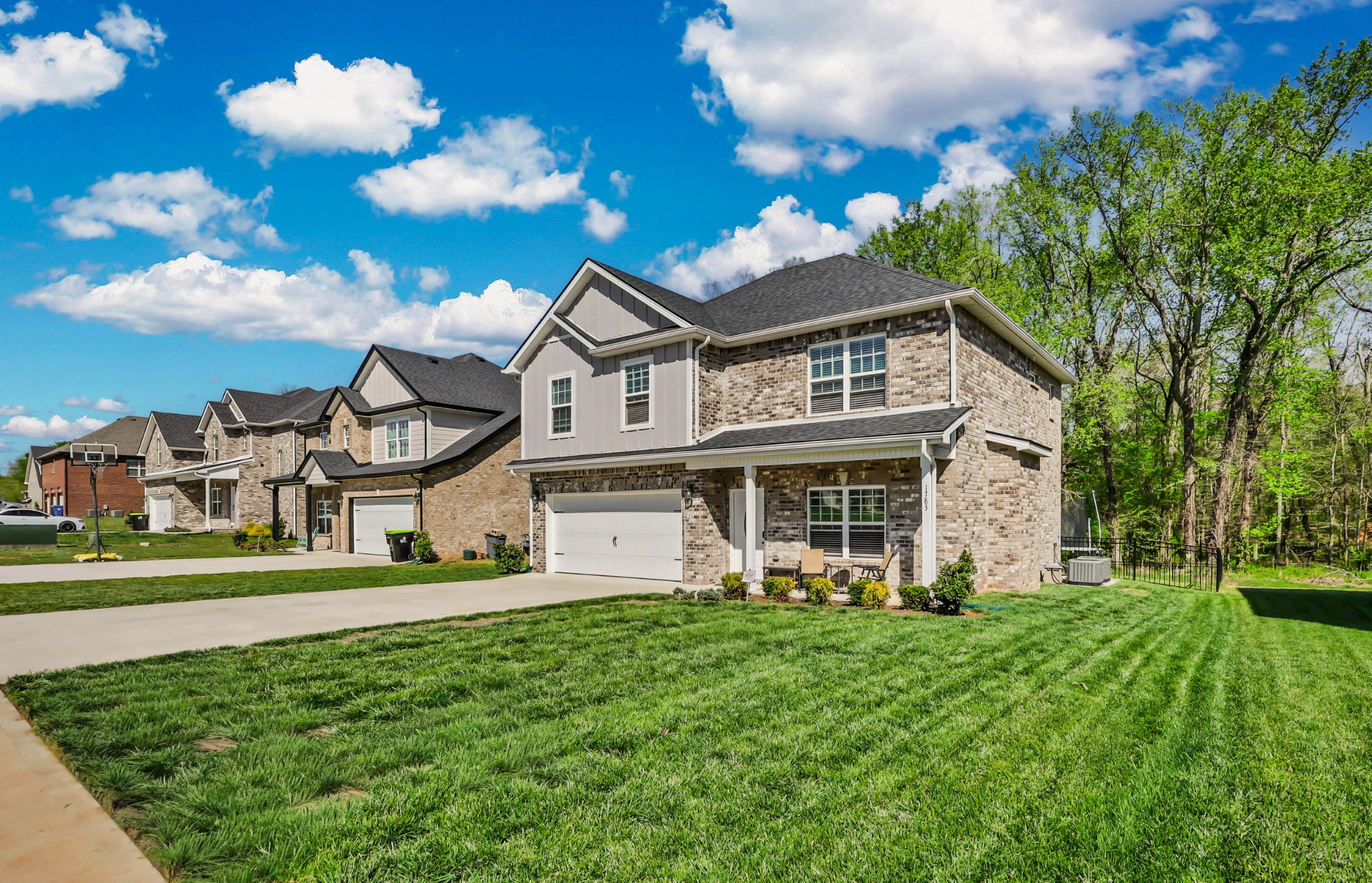 1783 Oak Forest Drive Clarksville TN 37043
