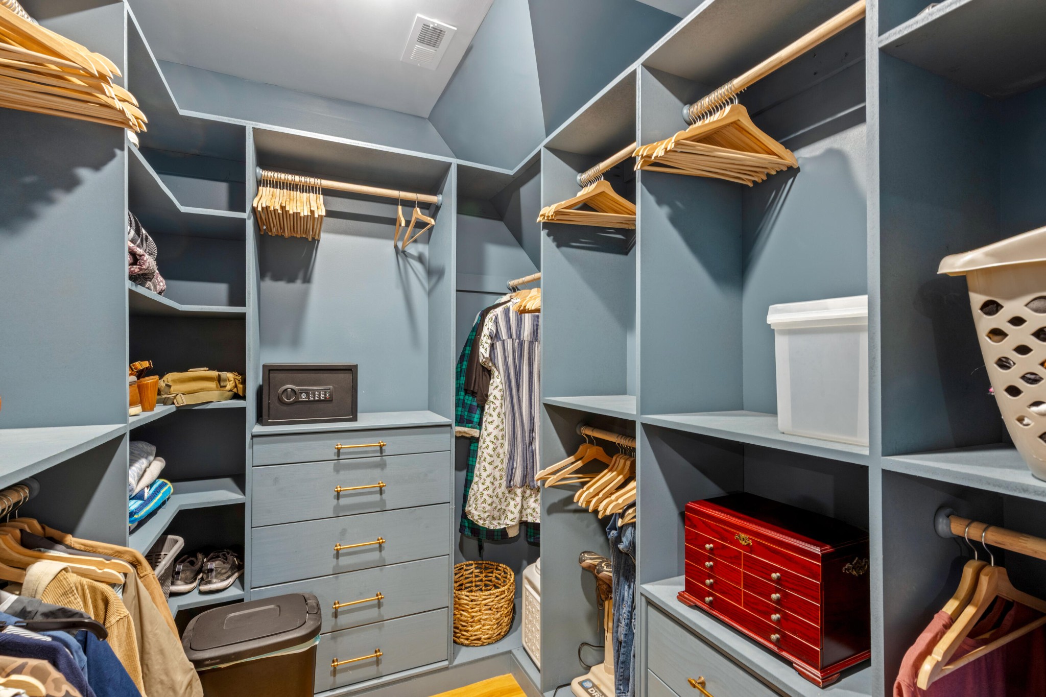 32 Lantern Cove Road Chickamauga GA 30707